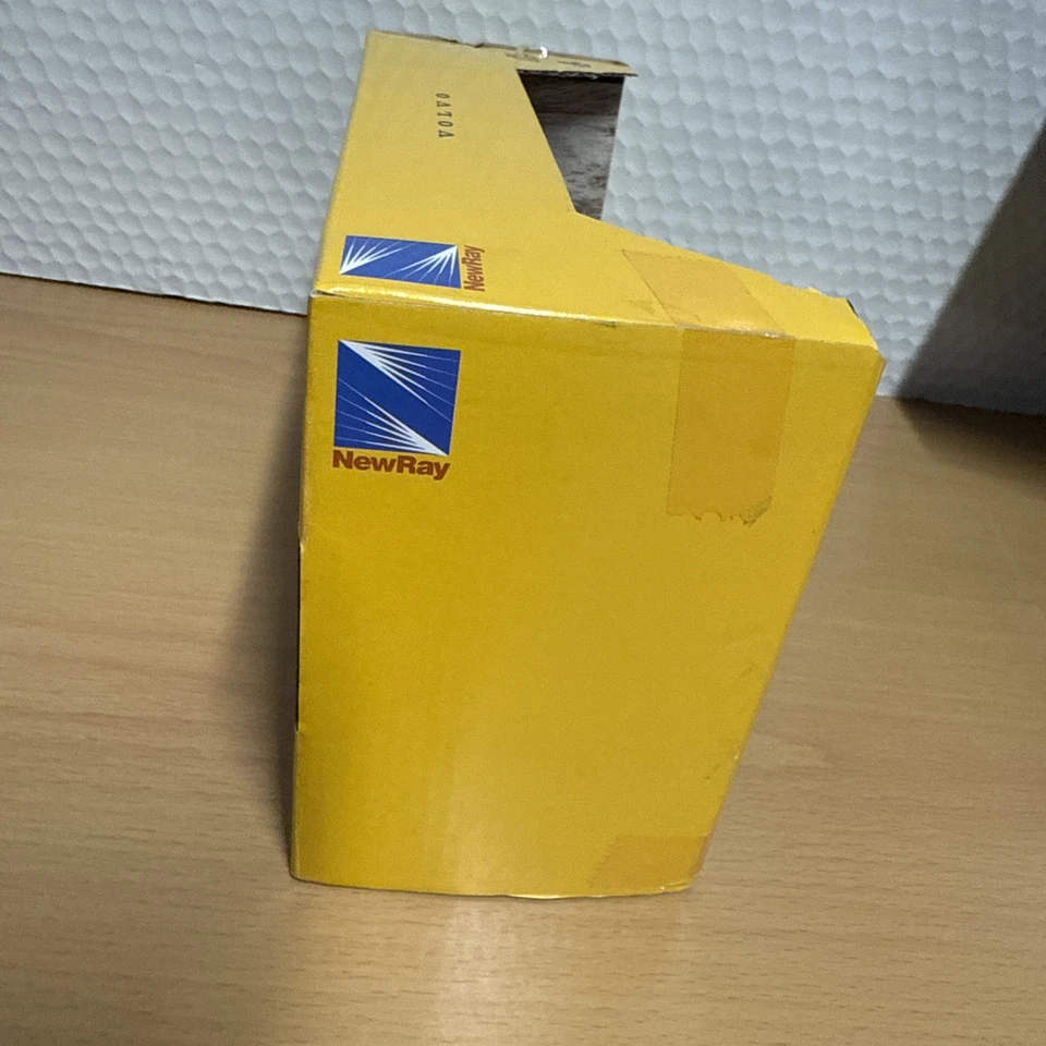 New Ray Volvo P6820D DD258 Diecast Construction Vehicles - Image 2 of 4