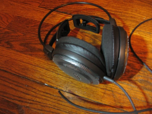 Audio-Technica ATH AD700X Over the Ear Headphones - As IS