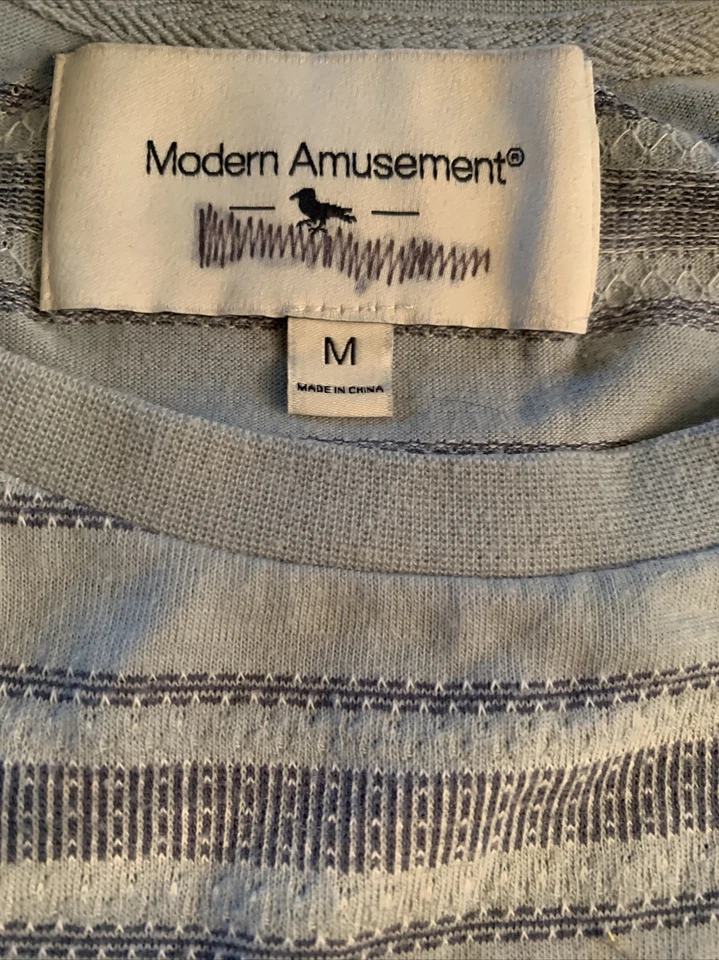 CAMISETA Moderna Diversión Azul Rayas Con Bolsillo M Mediana Foto 3 de 4