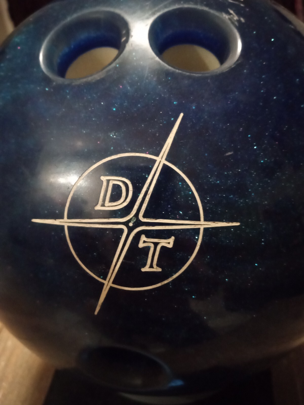  American Eagle Clear Blue Sparkle Dyno-Thane DT Bowling Ball 15 lb Pounds 