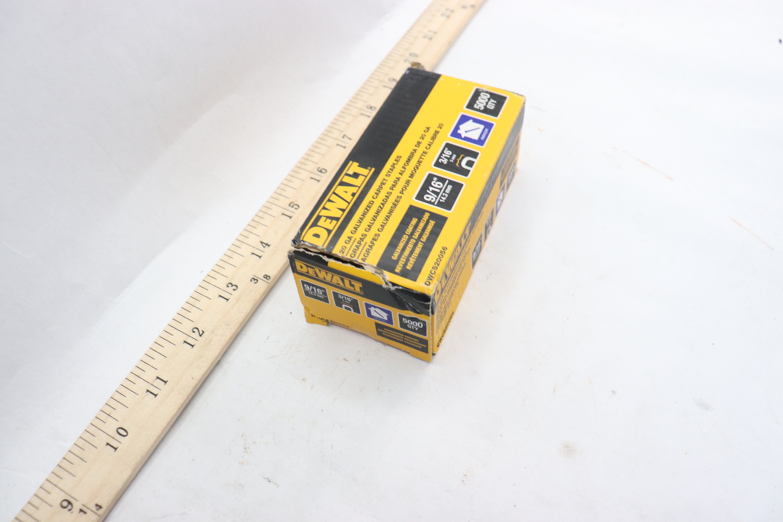 (5000Pk) DeWalt Carpet Staples 20Gauge Galvanized Steel 9/16" L