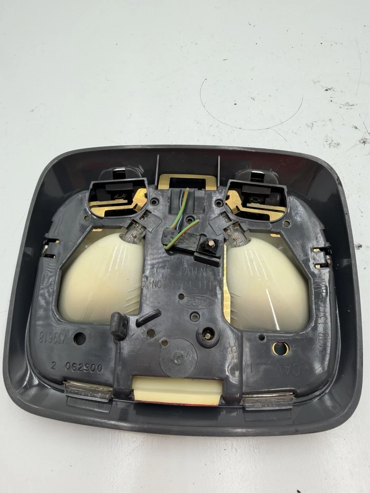 Luz domo Ford Explorer/Mountaineer/Ranger 1996-01 # F17B-13776-ADW B248-22 Foto 2 de 4