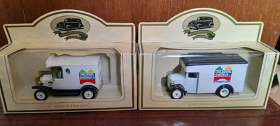 LLEDO DAYS GONE, ZWEI WERBEMODELLE FORD DENNIS - KINDERWELT