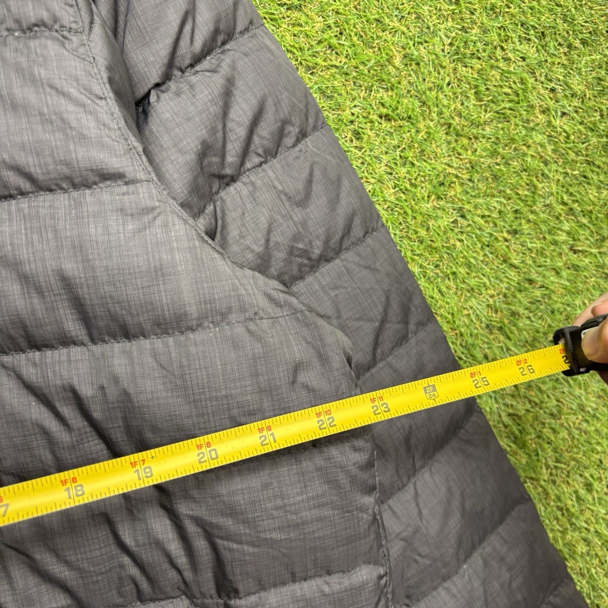 GoLite Goose Down Puffer Jacket Mens Large Black Full Zip Hiking