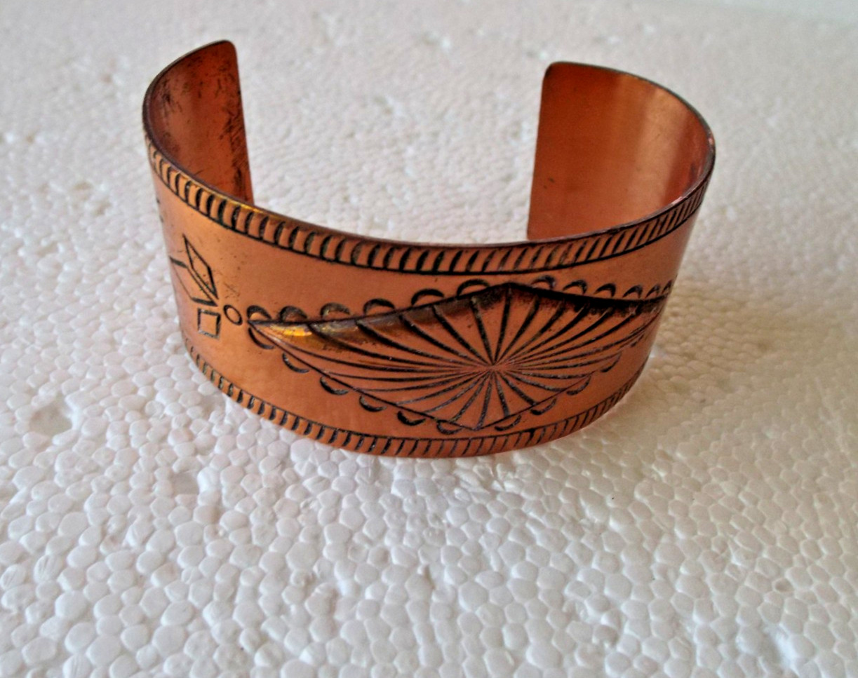 ***Vintage SOLID COPPER CUFF BRACELET!! - image 2