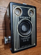 VTG Kodak Brownie Target Six-16 Box Camera Eastman Kodak Company     Untested