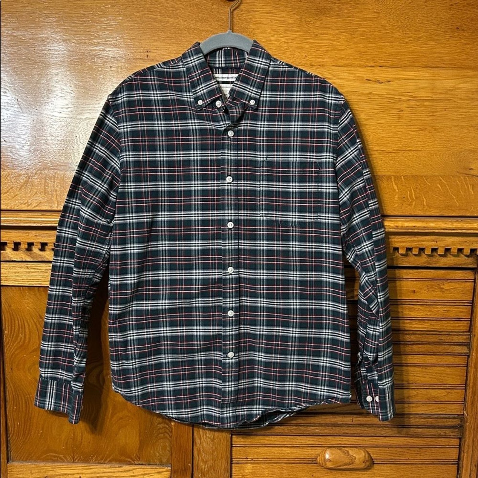 Amazon Essentials Men’s Plaid Button Down Slim Fi… - image 1