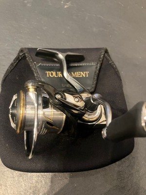 Daiwa 20 Luvias FC LT2000S-XH Spinning Reel Excellent JDM