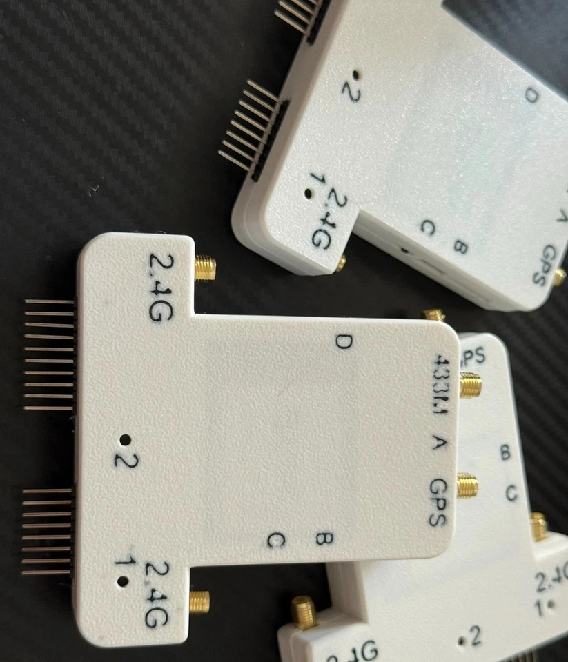 New 4 in 1 Expansion Board For Flipper 2.8" Screen + 433M RF + ESP32S2 + GPS - Image 4 of 4