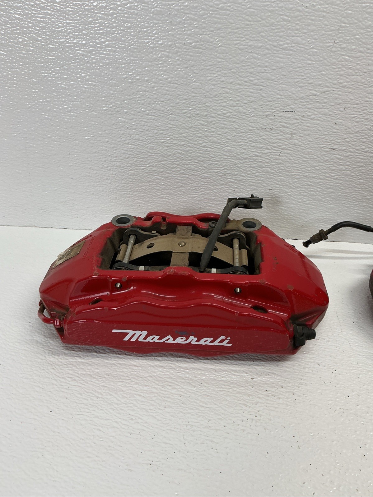 Maserati Ghibli Red 4 Piston Brembo Calipers