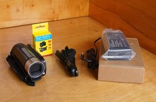 Canon legria FS40 8GB Expandable Camcorder Complete Set Working Well VG Cond