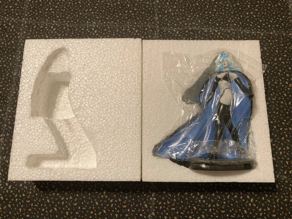 New Lady Death Statue Porcelain Figurine Moore Creations Limited Ed. 1994 #5041 - Image 4 of 4