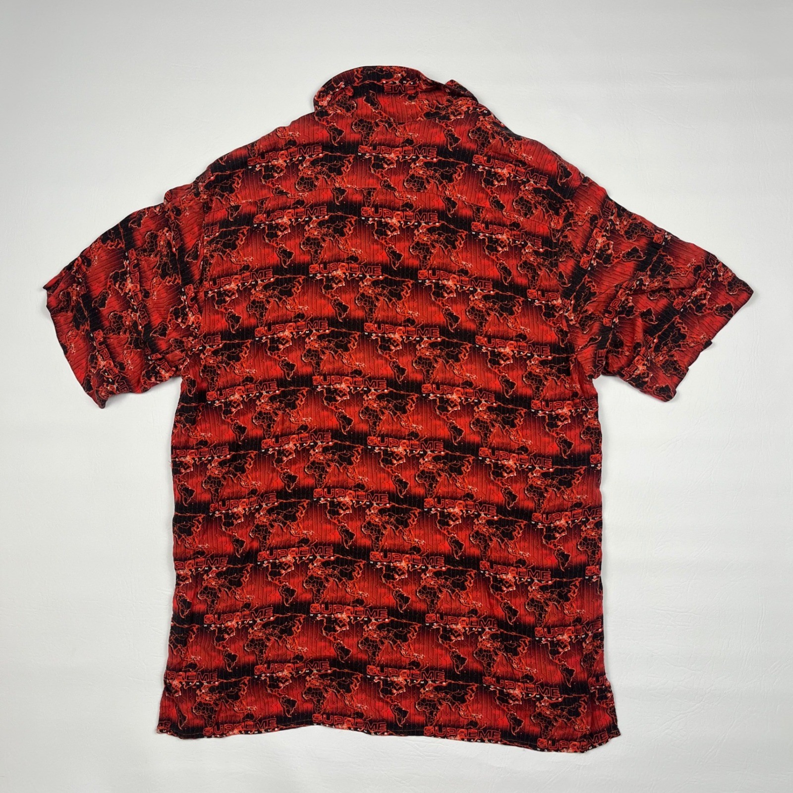 Supreme World Famous Rayon Shirt Mens Large Red Map Print Streetwear SS18 - second product detail image