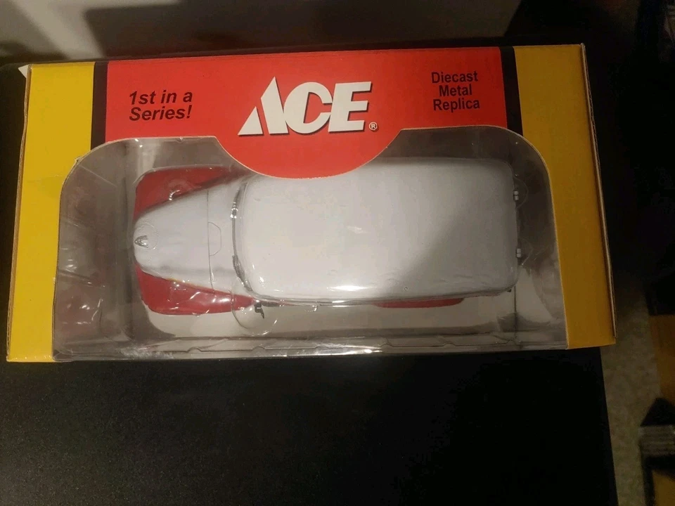 First Gear 1953 International Panel Van Ace Hardware escala 1/25 2006 sellado Foto 2 de 4