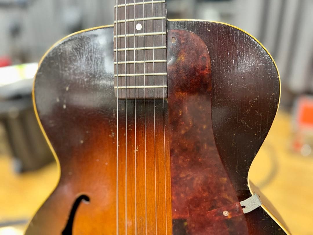 Archtop Acoustic Guitar Gibson L-50 16 Inch 1940 Spruce Top