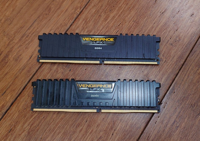 Corsair Vengeance LPX 16GB (2x8GB) Memory Kit (CMK16GX4M2A2666C16)