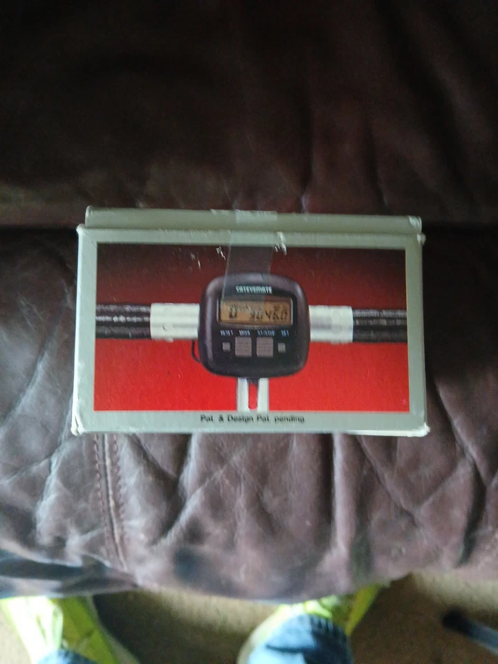 Vintage Cateye Vectra Cyclocomputer CC-7000 Bicycle Computer New - Image 4 of 4