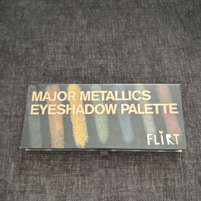 Flirt Major Metallics Pressed Powder Metallic Eyeshadow Palette Champers Lit