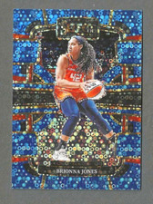 2024 WNBA PANINI SELECT * CONCOURSE LIGHT BLUE DISCO * BRIONNA JONES * 010/125