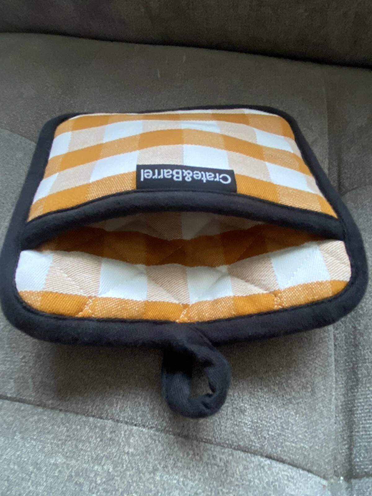 Crate & Barrel Oven Mitt & Pot Holder - Thumbnail 4