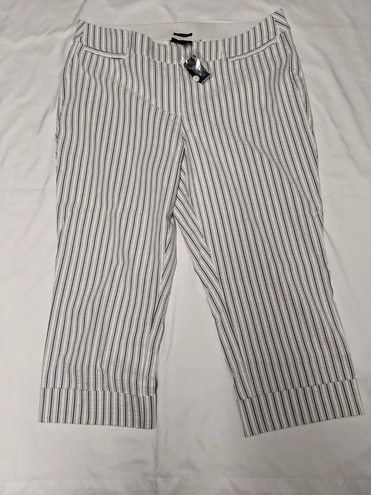 Women's NWT Lane Bryant "The Lena" White&Gray Capri Pants TgSz 20 Meas 40x24.5