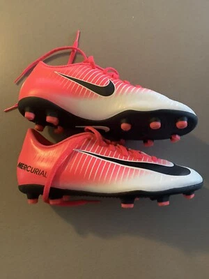 girls football boots size 4