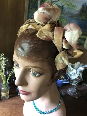 Vintage 1920er Samt Millinery Pfingstrose Blume Knospen Stirnband Hut so süß! - Bild 1 von 4