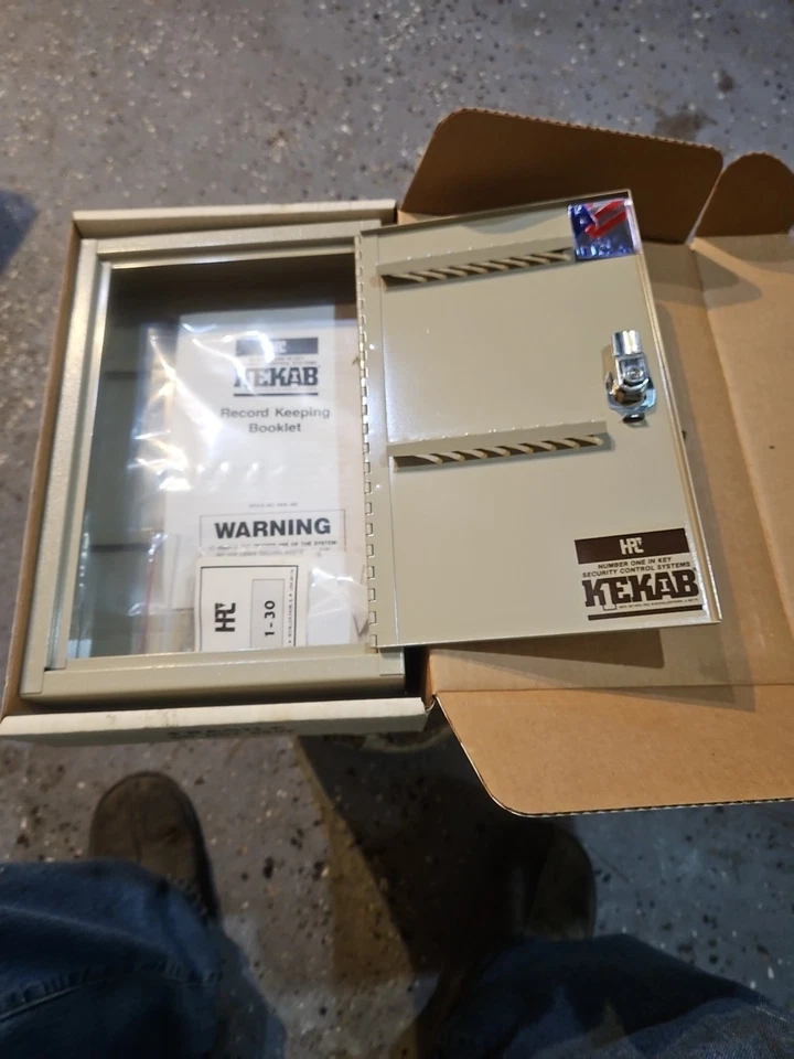 Kekab 30 Keykab Key Control System 30 KEY CABINET Beige New - Image 3 of 4