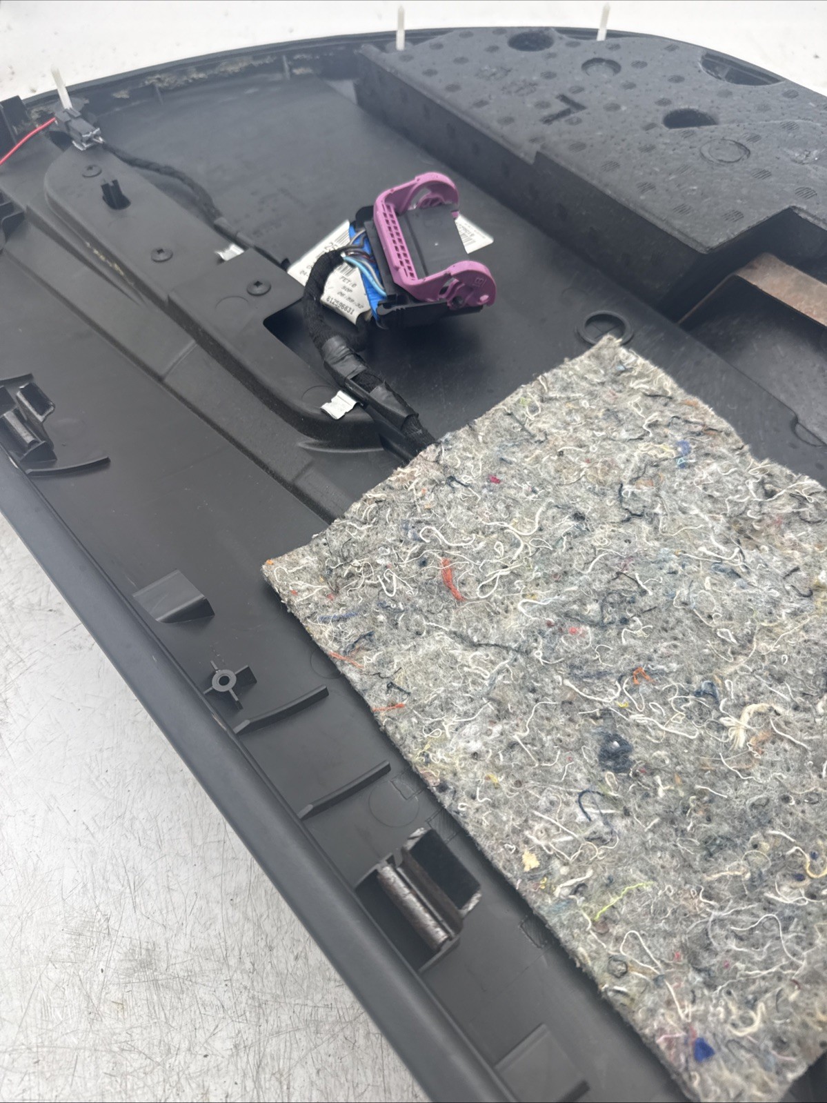 05-13 CHEVROLET CORVETTE C6 FRONT LEFT DRIVER SIDE INTERIOR DOOR PANEL BLACK OEM