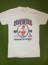 1998 St. Louis Cardinals - Mark McGuire - Vintage MLB Player Tee Shirt Medium 