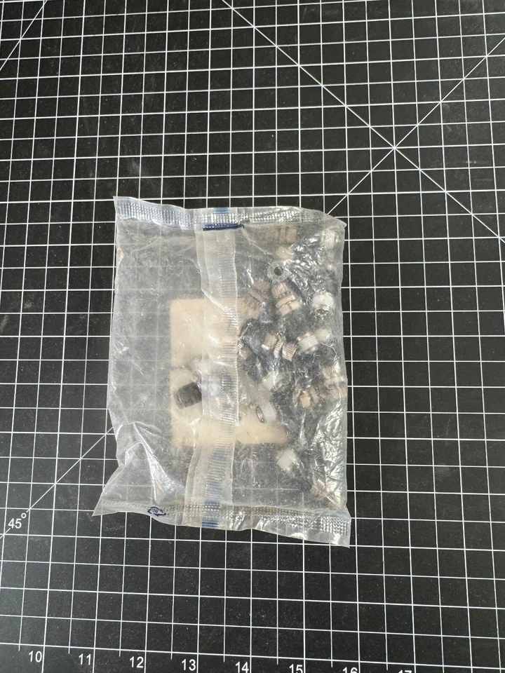 Упаковка из 10 измерителей расхода PNEUFIT C C2WA00218 для банджо с нажимной резьбой NPT - Изображение 2 из 4