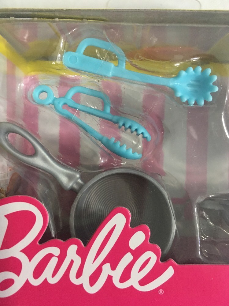 barbie taco set