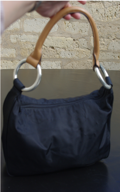 SEQUOIA sac à main port épaule en toile nylon noire