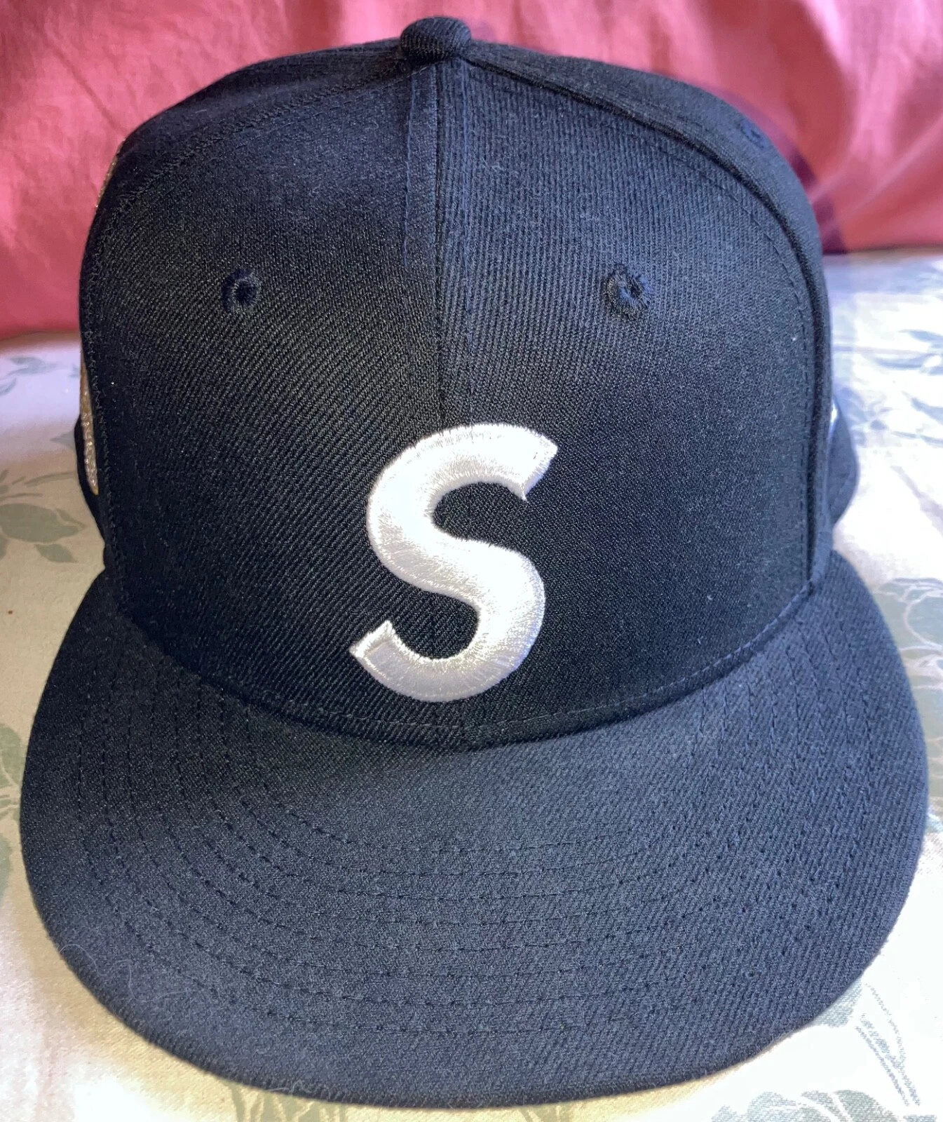 Casquette noire SUPREME JESUS pièce logo New Era 7 3/8 ajustée neuve sans étiquette