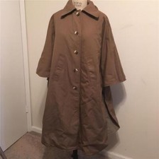 Vintage Reversible Brown Button Front Cape