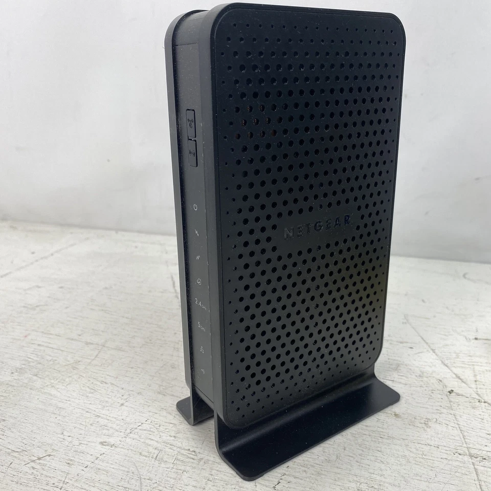 Módem de cable dos en uno NETGEAR C3700 DOCSIS 3.0 600Mbps + Router WiFi Foto 2 de 4