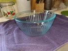 Vintage Pyrex 7402-S Clear Ribbed 6 Cup Mixing Bowl USA 1.5L With Green Lid