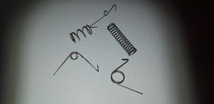 Federn aus Telefunken TW 509 - Plattenspieler Ersatzteil
