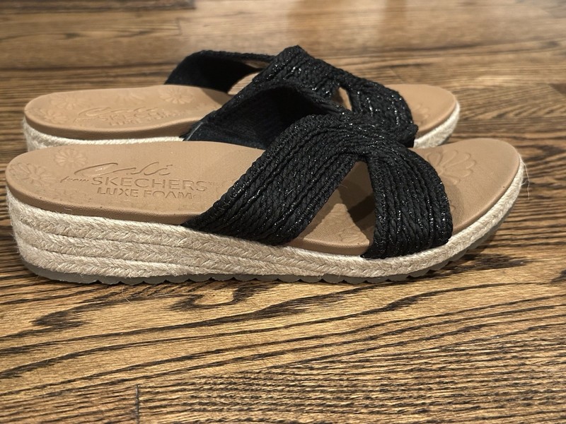 SKECHERS Women’s Slide Sandals Slip On Black Glitter Accents Woven Strap