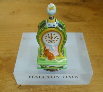 Halcyon Days Hickory Dickory Dock Bonbonniere - 3 5/8'' (9,25 cm)