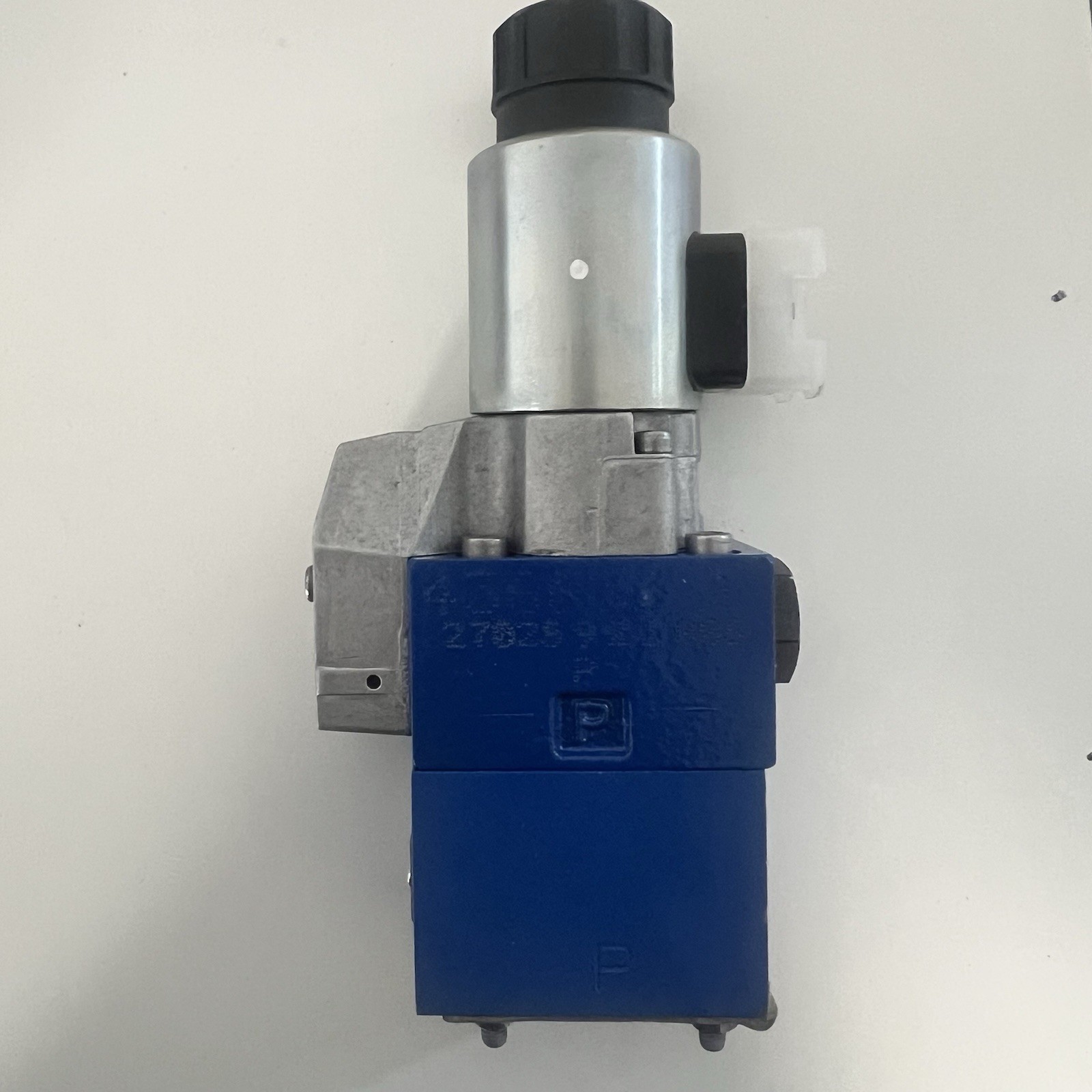 REXROTH SELENOID VALVE M-4SEW6Y38/420MG24N9K4 *R900566295*
