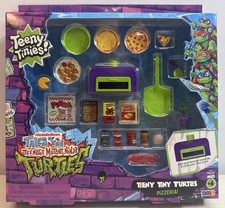 Teeny Tinies Tales of The TEENAGE MUTANT NINJA TURTLES PIZZERIA Mini Playset
