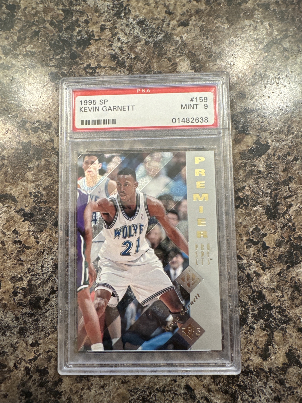 1995 SP #159 KEVIN GARNETT RC TIMBERWOLVES HOF PSA 9