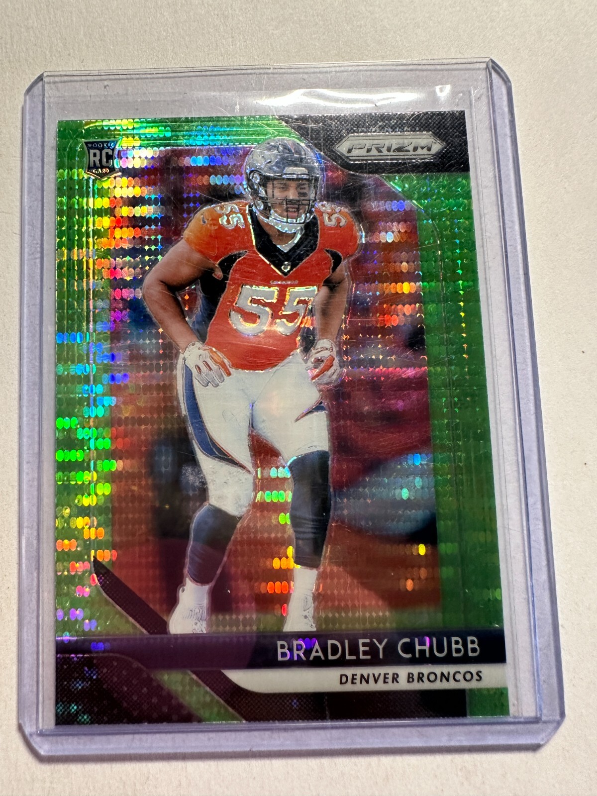 K19,995 - 2018 Panini Prizm Prizms Neon Green Pulsar #204 Bradley Chubb