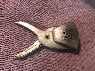 Irvinware Vintage lemon lime squeezer