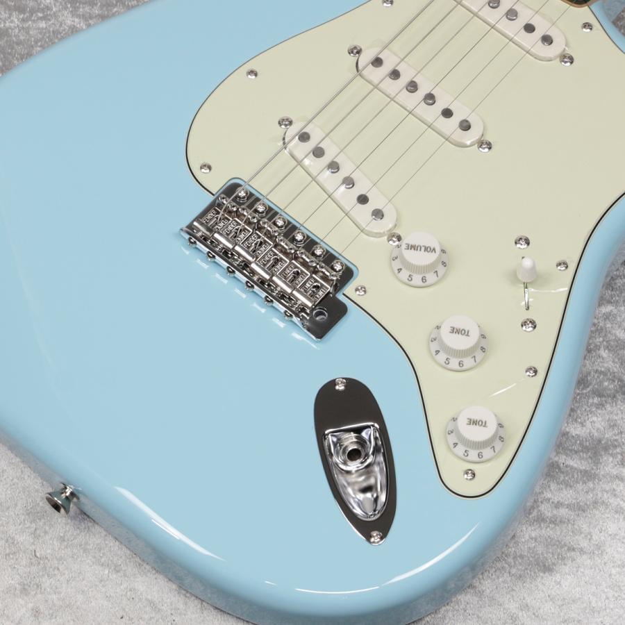 Fender japan FSR Collection Traditional 60s Stratocaster Daphne