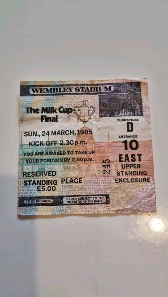 Sunderland afc vs Norwich milk cup final 1985 programme plus ticket