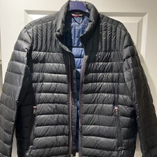 Tommy Hilfiger Men’s Black Natural Down Packable  Jacket Size Large
