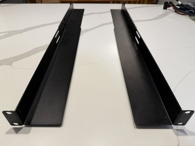Navepoint 1U Adjustable Rack Mount Server Shelf Rails