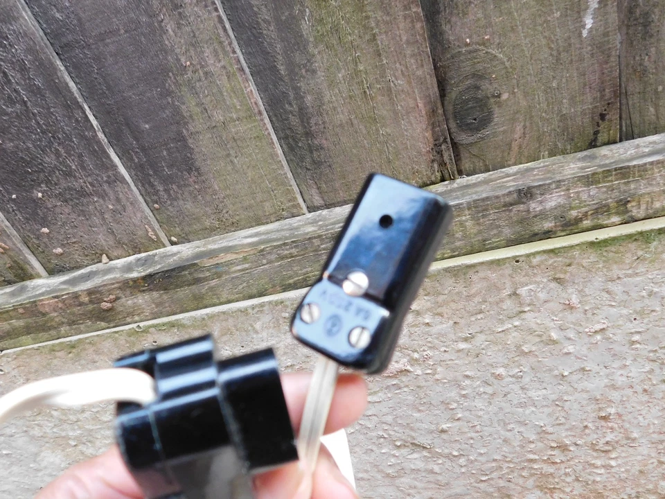 Necchi 522 Foot Pedal Control For Sewing Machine Vintage Necchi Sewing Machine - Image 2 of 4